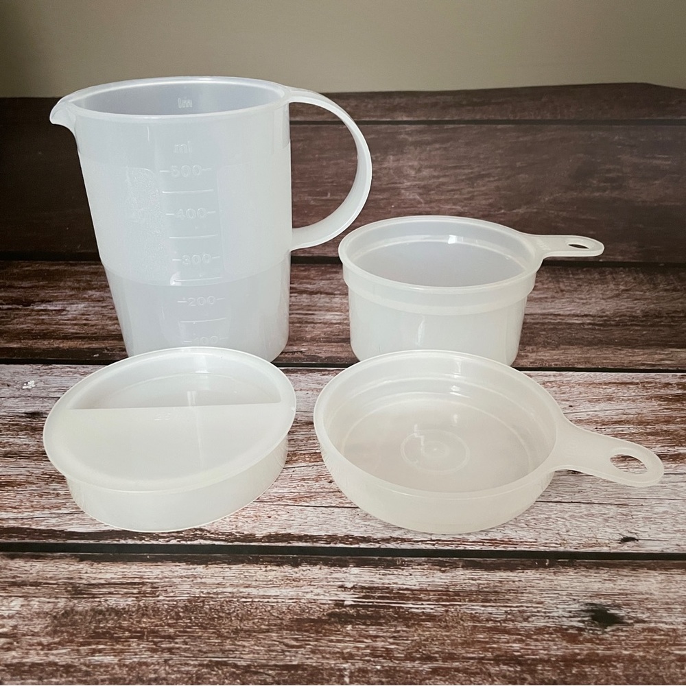 Set of 4pcs Tupperware Measure Cup
